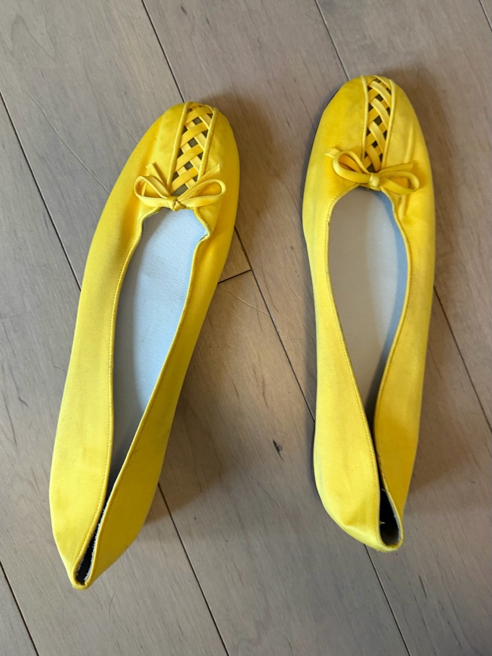 Vintage 2000s J Crew yellow satin ballet flats size 11.
